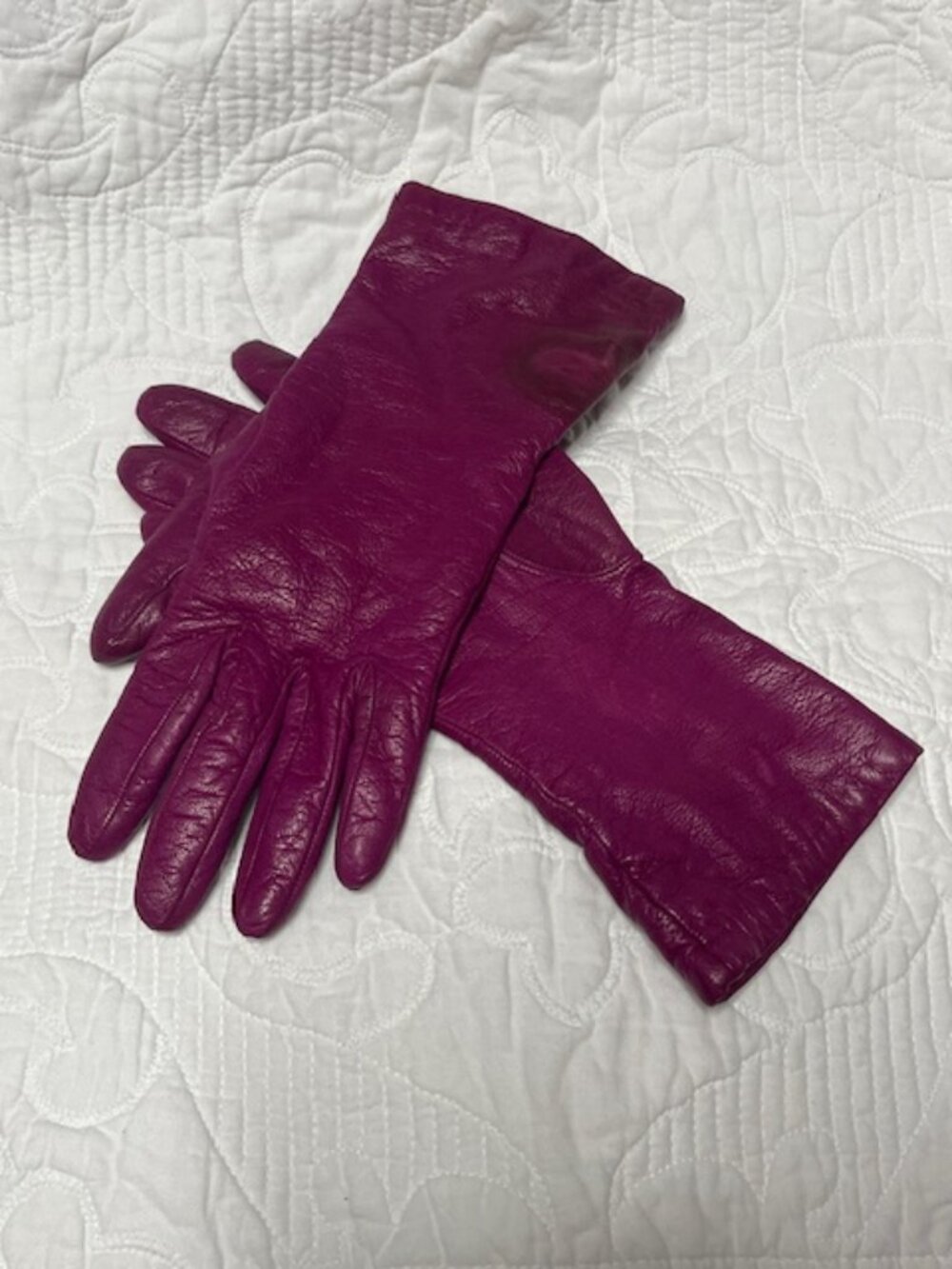 Berry Magenta Soft Leather Women's Winter Driving Cashmere Lined Gloves Size: 7